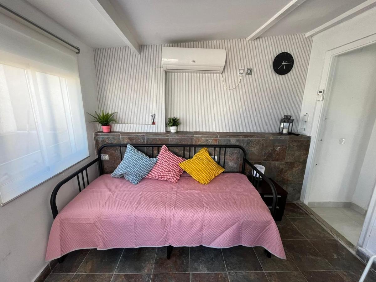 Habitacion Con Terraza En Аликанте Экстерьер фото