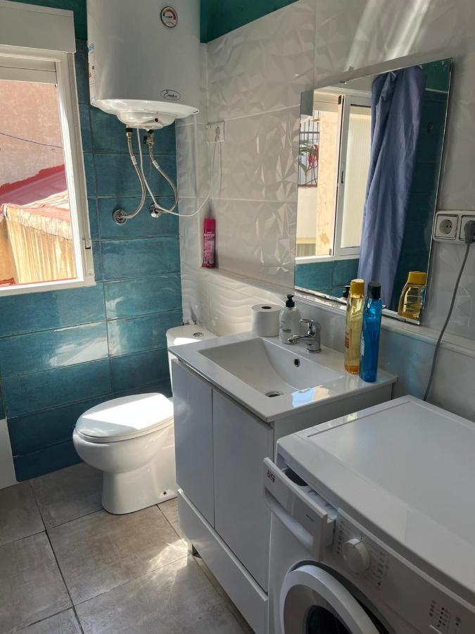 Habitacion Con Terraza En Аликанте Экстерьер фото
