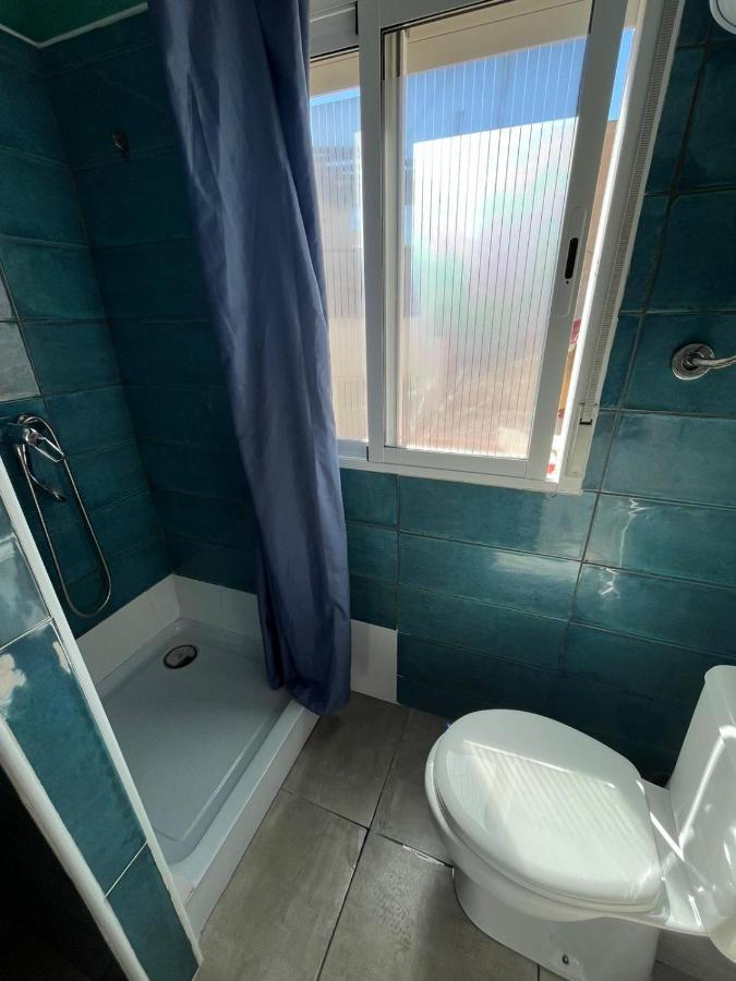 Habitacion Con Terraza En Аликанте Экстерьер фото