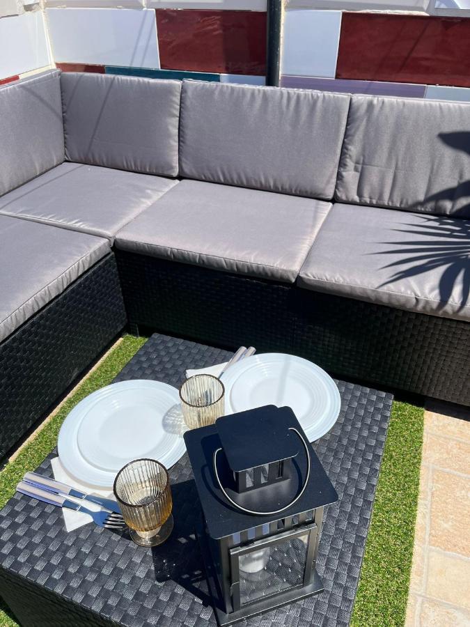 Habitacion Con Terraza En Аликанте Экстерьер фото