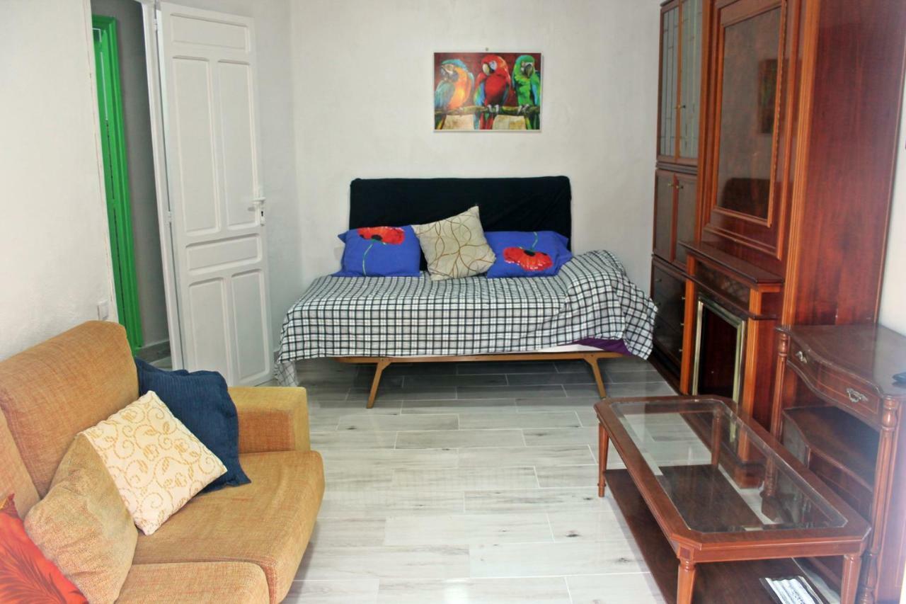 Habitacion Con Terraza En Аликанте Экстерьер фото